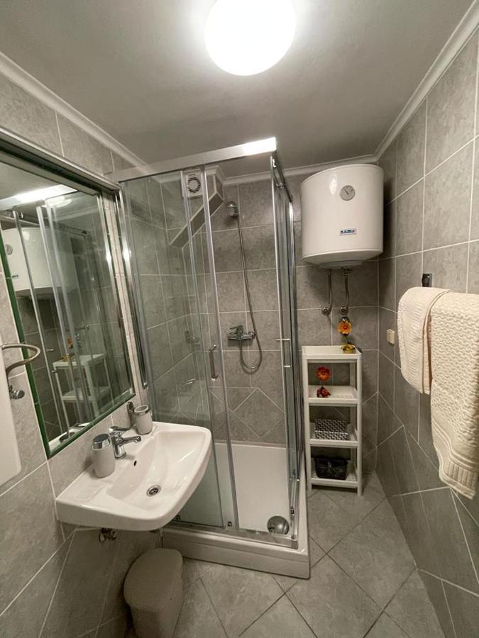 Kornić Apartmani Grguric מראה חיצוני תמונה