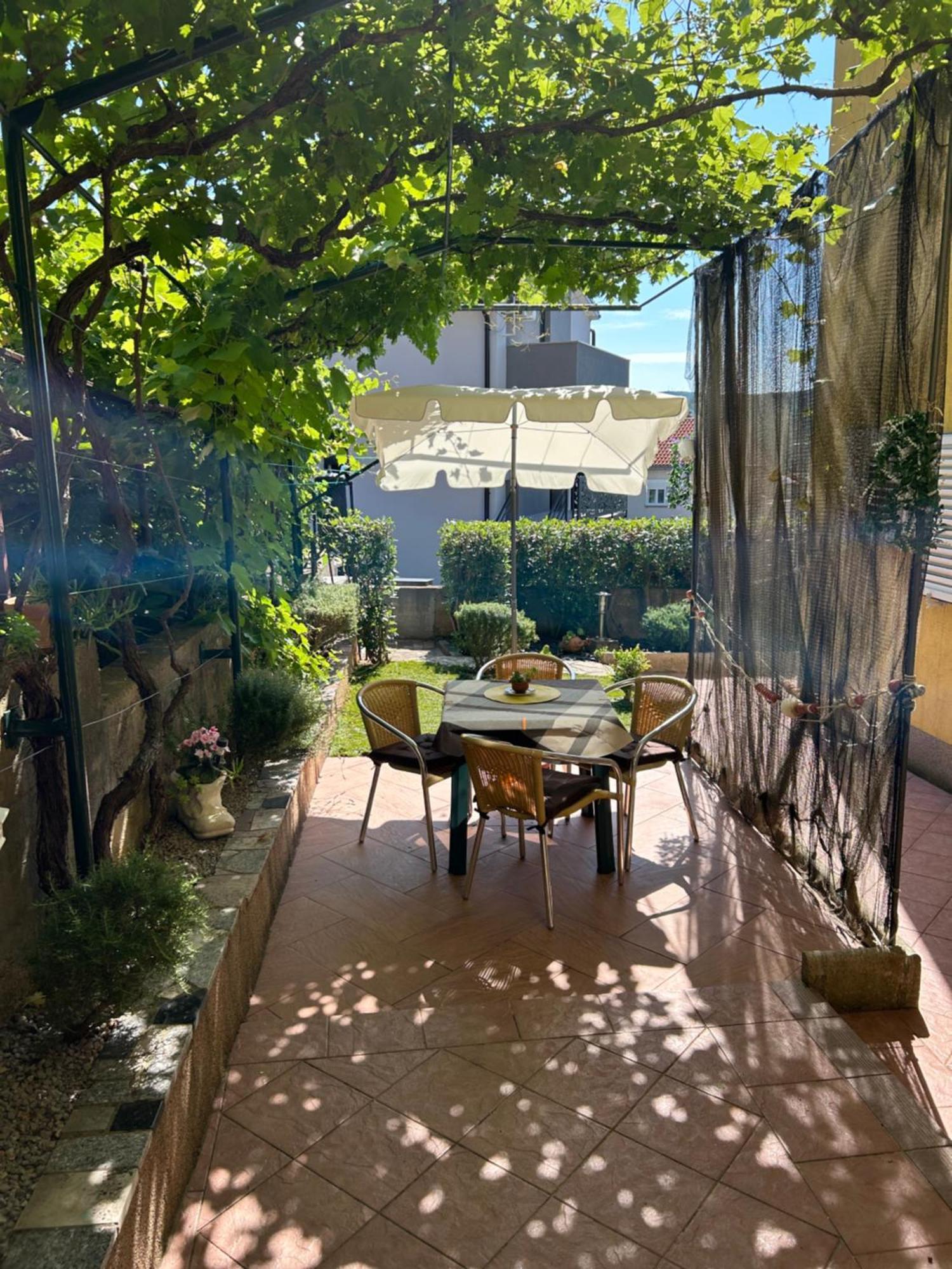 Kornić Apartmani Grguric מראה חיצוני תמונה